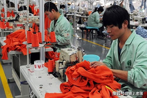 棉紗漲價三成，服裝價格即將上漲？